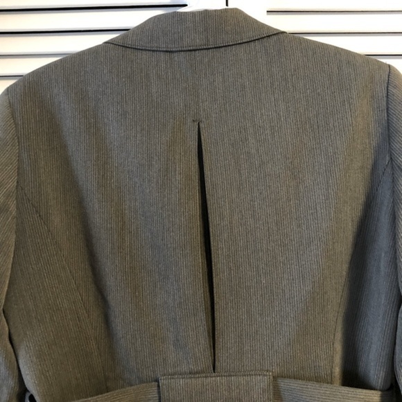 LARRY Levine front tie blazer size 6 - Picture 4 of 6